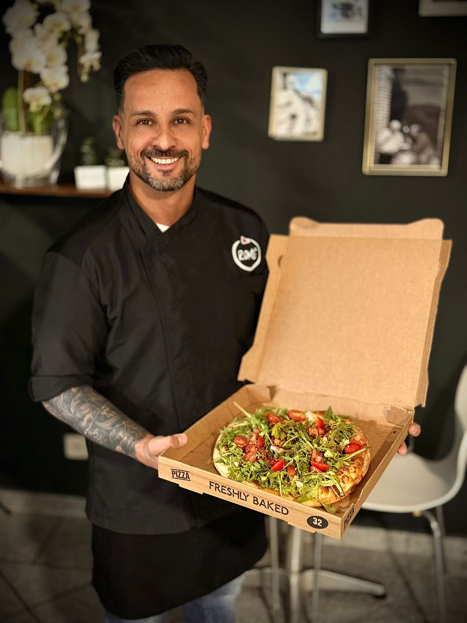 Frische Pizza aus dem Ofen